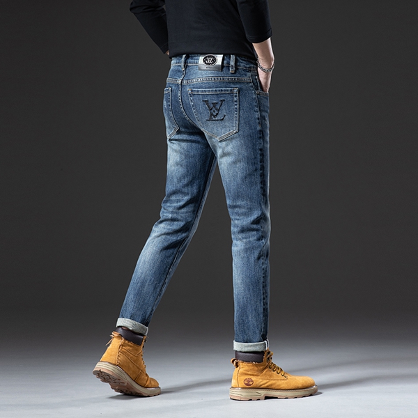 ブランドジーンズ着用イメージ